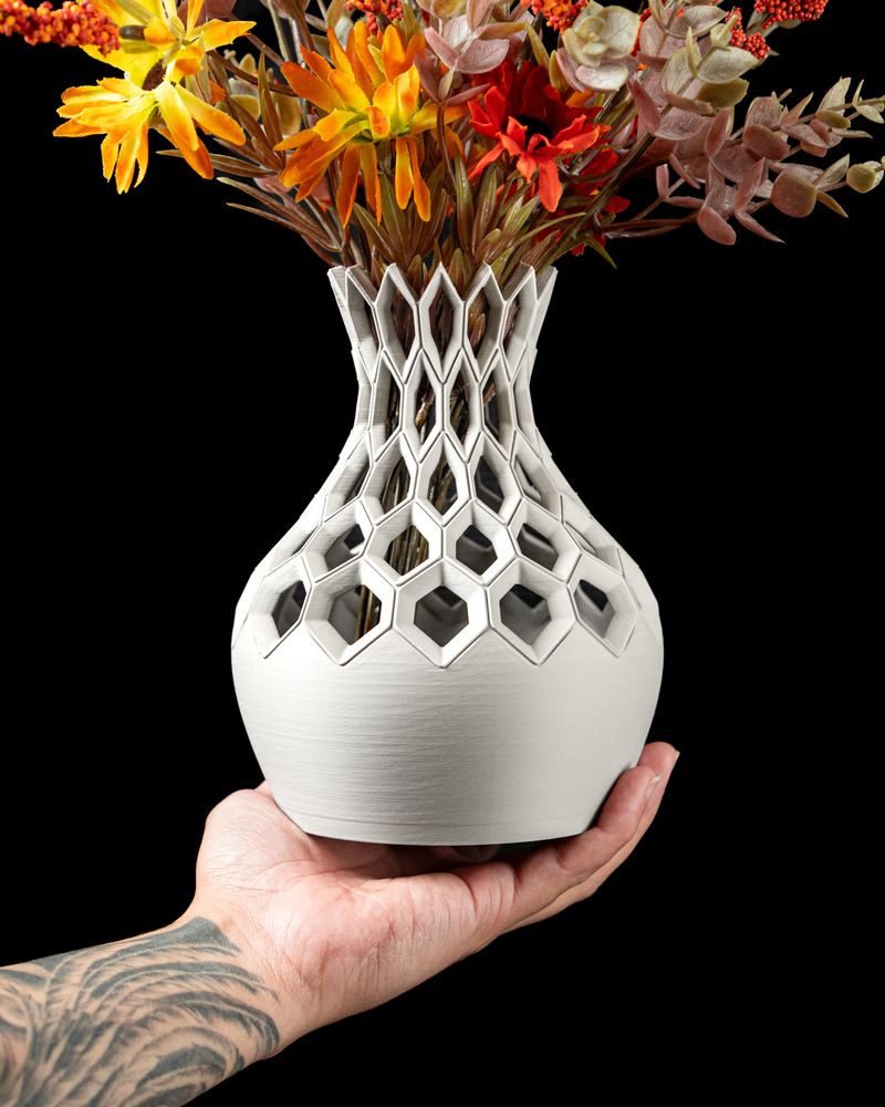 Vase Hexa imprimé en 3D - vase à fleurs design 20 cm, décoration intérieure contemporaine, fabriqué en France — impression 3D par Manu3D