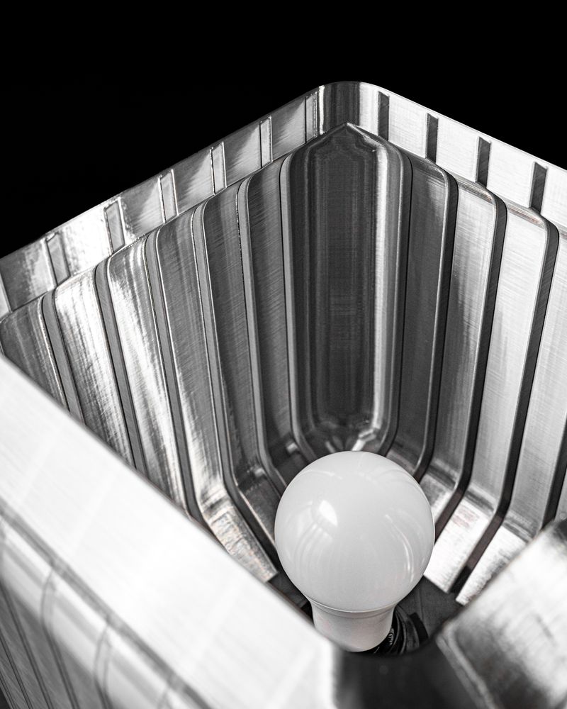 Lampe de table Vaka imprimée en 3D - lampe de table design 24 cm, décoration intérieure contemporaine, fabriquée en France — impression 3D par Manu3D