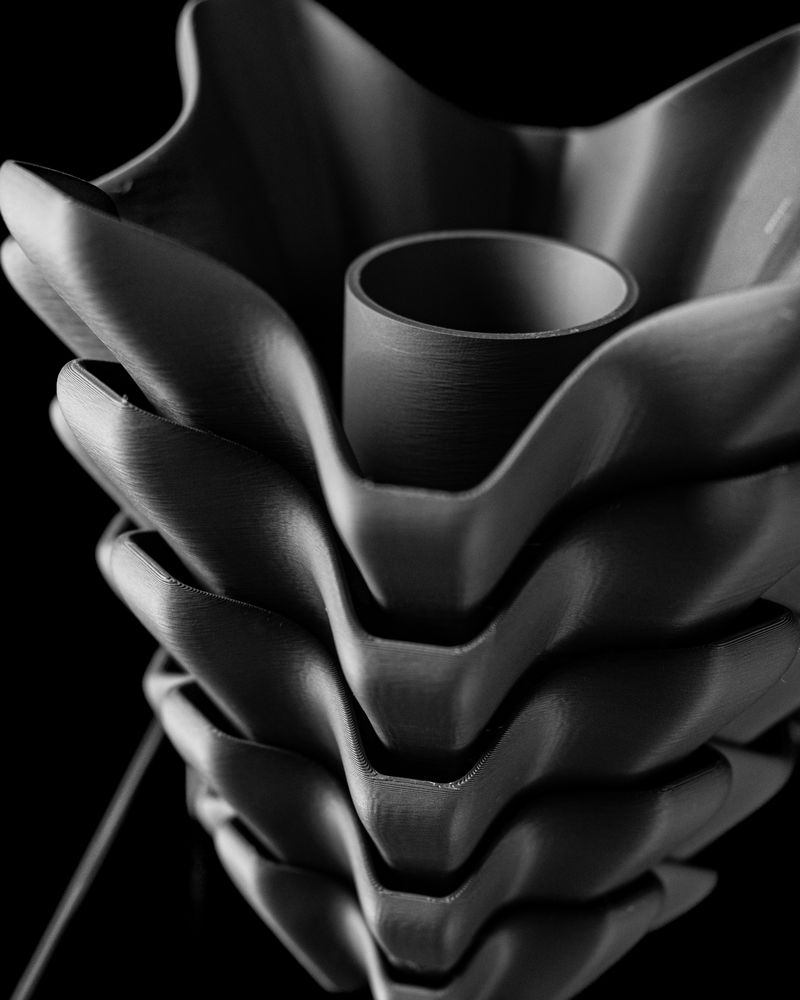 Vase Trilo imprimé en 3D - vase à fleurs design 21 cm, décoration intérieure contemporaine, fabriqué en France — impression 3D par Manu3D