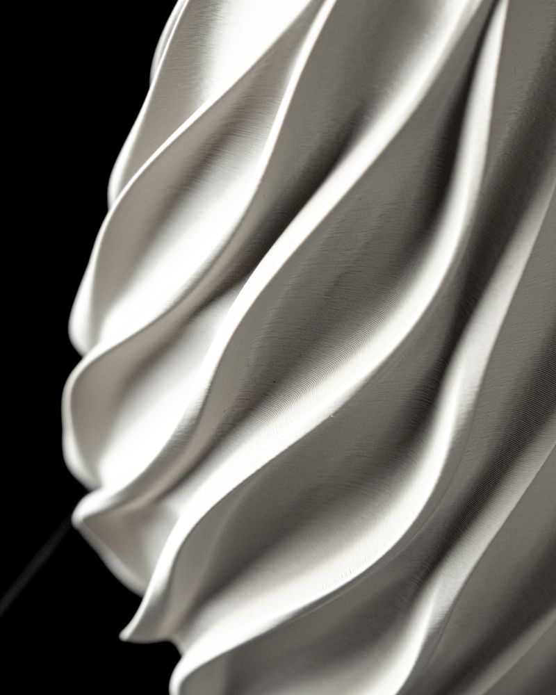 Vase Twisted imprimé en 3D - vase à fleurs design 20 cm, décoration intérieure contemporaine, fabriqué en France — impression 3D par Manu3D