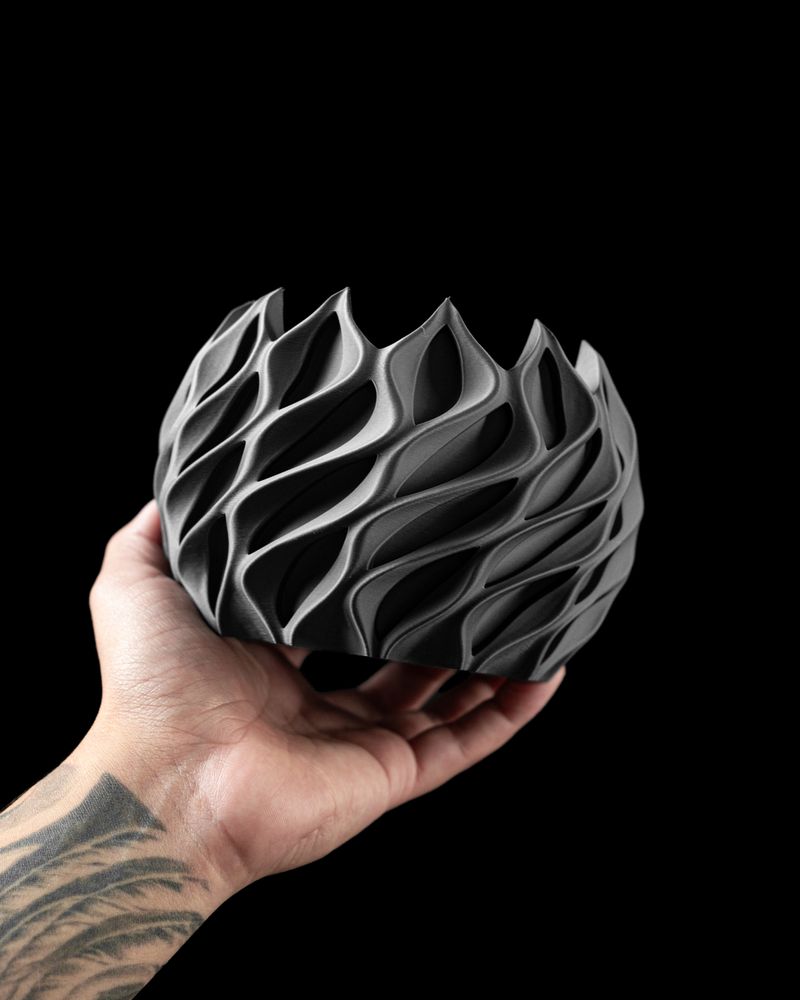 Cache-pot Twisted imprimé en 3D - pot de fleurs design 15 cm, décoration intérieure contemporaine, fabriqué en France — impression 3D par Manu3D