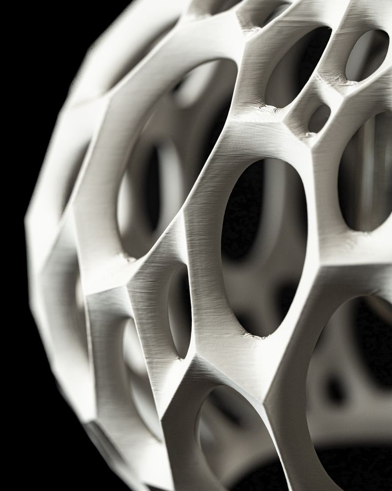Suspension Virus imprimée en 3D - abat-jour ajouré design 23 cm, décoration intérieure contemporaine, fabriquée en France — impression 3D par Manu3D
